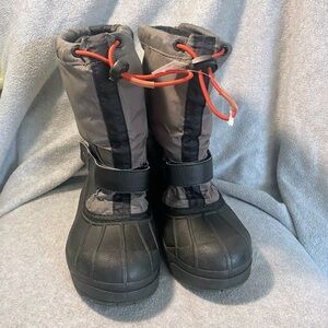 Columbia Powderbug Youth Gray Winter Waterproof Snow Boots 400grams Youth Size 3